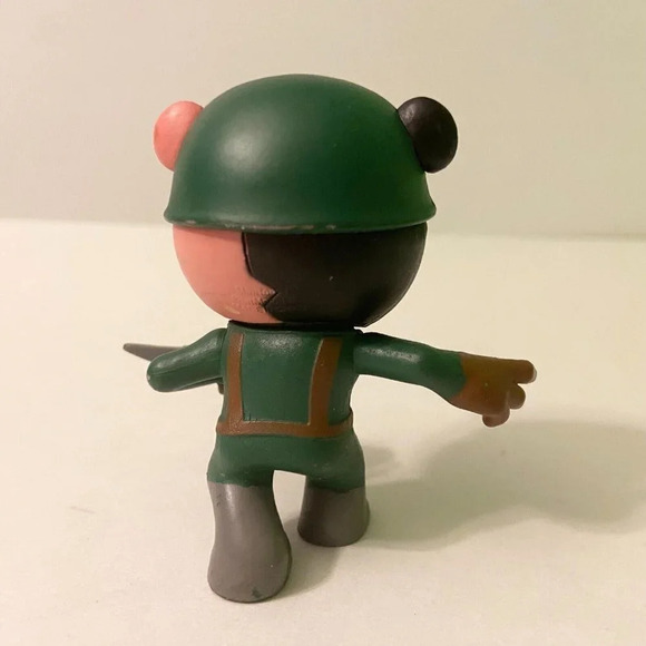 Robby Piggy Mini Figure 3 Inch Tall  Roblox Character Toy Series 1 - Picture 3 of 8